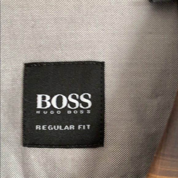 Boss button down - Picture 3 of 3